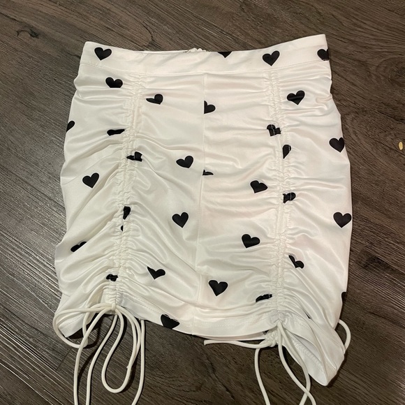 SOLD Drawstring Ruched Mini Skirt - Picture 4 of 5